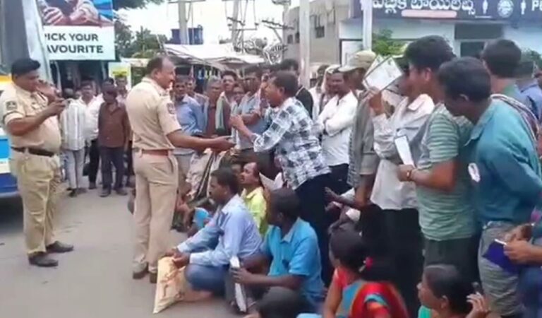 Farmers staged rasta-rokos for urea at several places in erstwhile Warangal and Kothagudem.