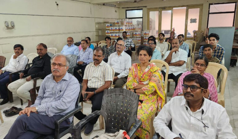 Memorial meet honours Dr. Sattar Khan’s legacy of reform and service