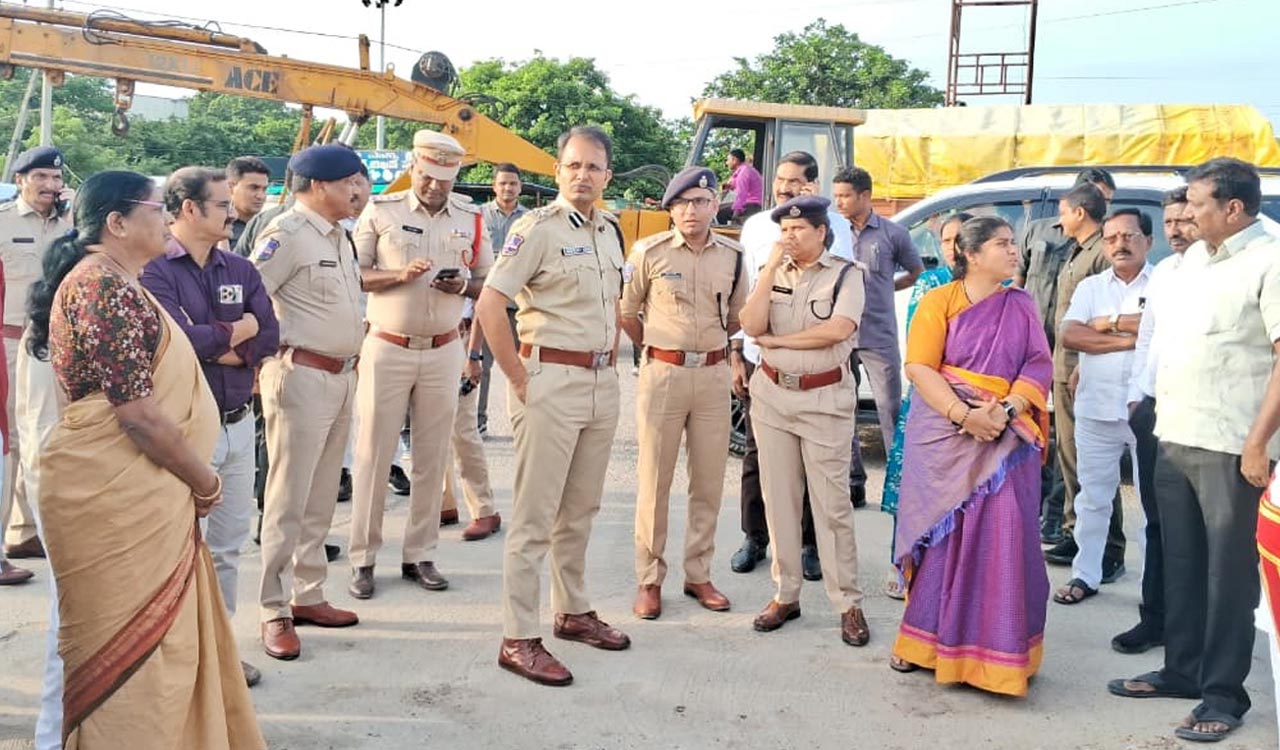 Tight security in place for Ganesh idol immersion in Warangal