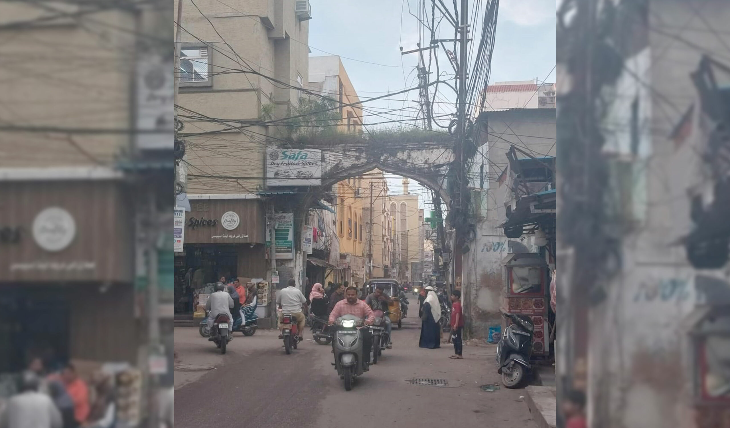 Centuries-old arches near Charminar face collapse risk