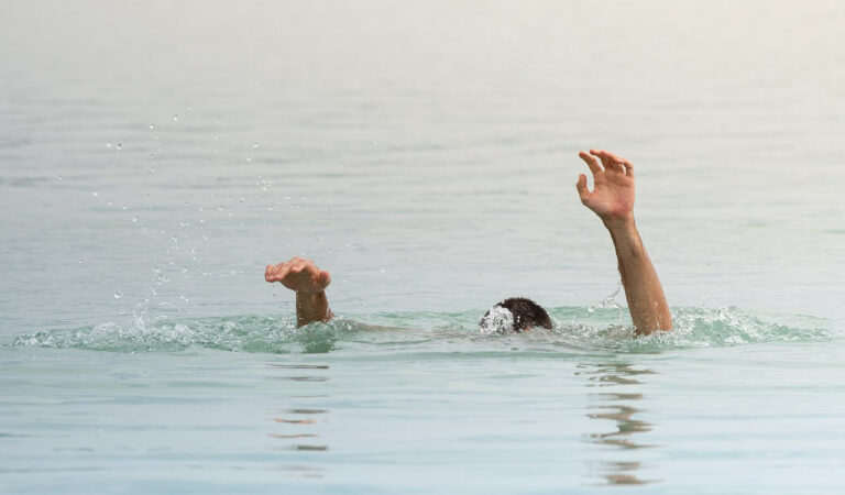 Teen drowns in Peddavagu rivulet, two friends rescued in Asifabad