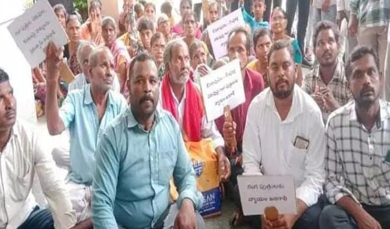 Gangaputra community protests with petrol bottles at Prajavani in Jagtial