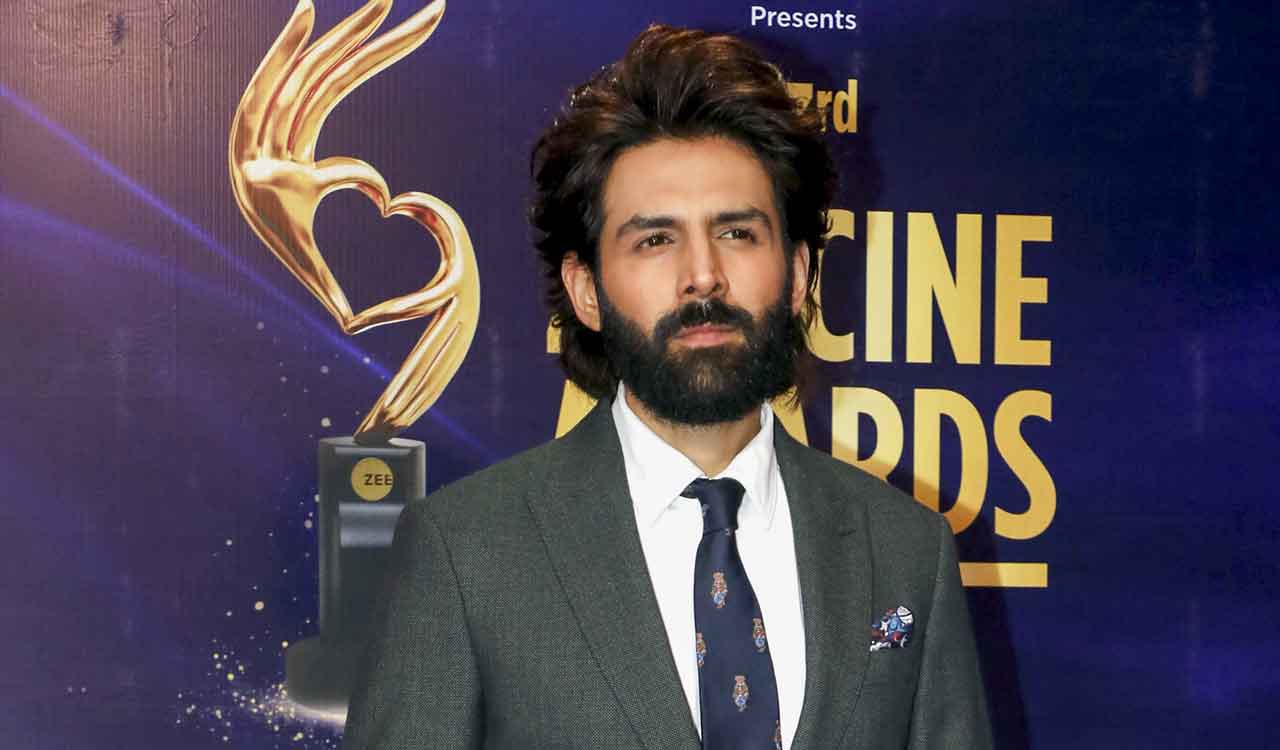 Kartik Aaryan celebrates GST 2.0 announcement with sister Kritika