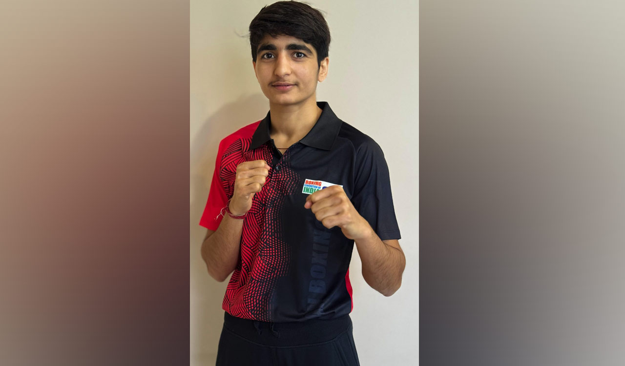 Minakshi storms into World Boxing Championships 2025 semifinals with dominant win