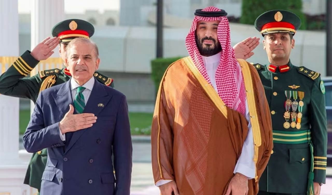 Pakistan, Saudi Arabia ink defence pact for joint action against ‘aggression’