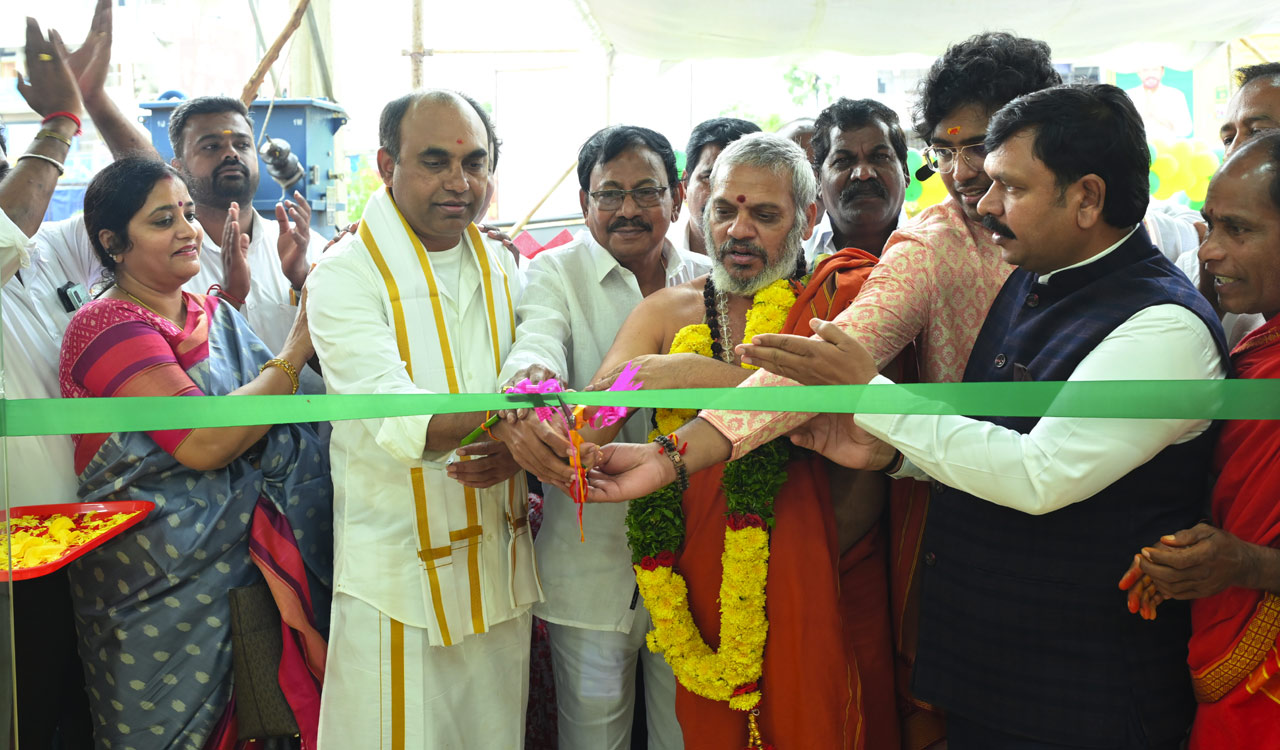 Ramraj Cotton opens new showroom in Choutuppal, expands reach