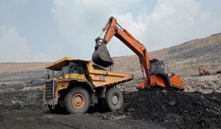 SCCL sets new daily targets to cover production loss caused by rains
