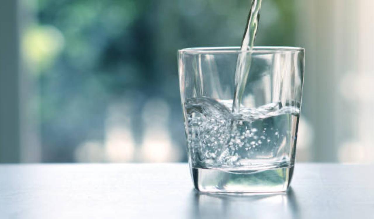 The 8 glass-a-day myth: How much water do you really need?