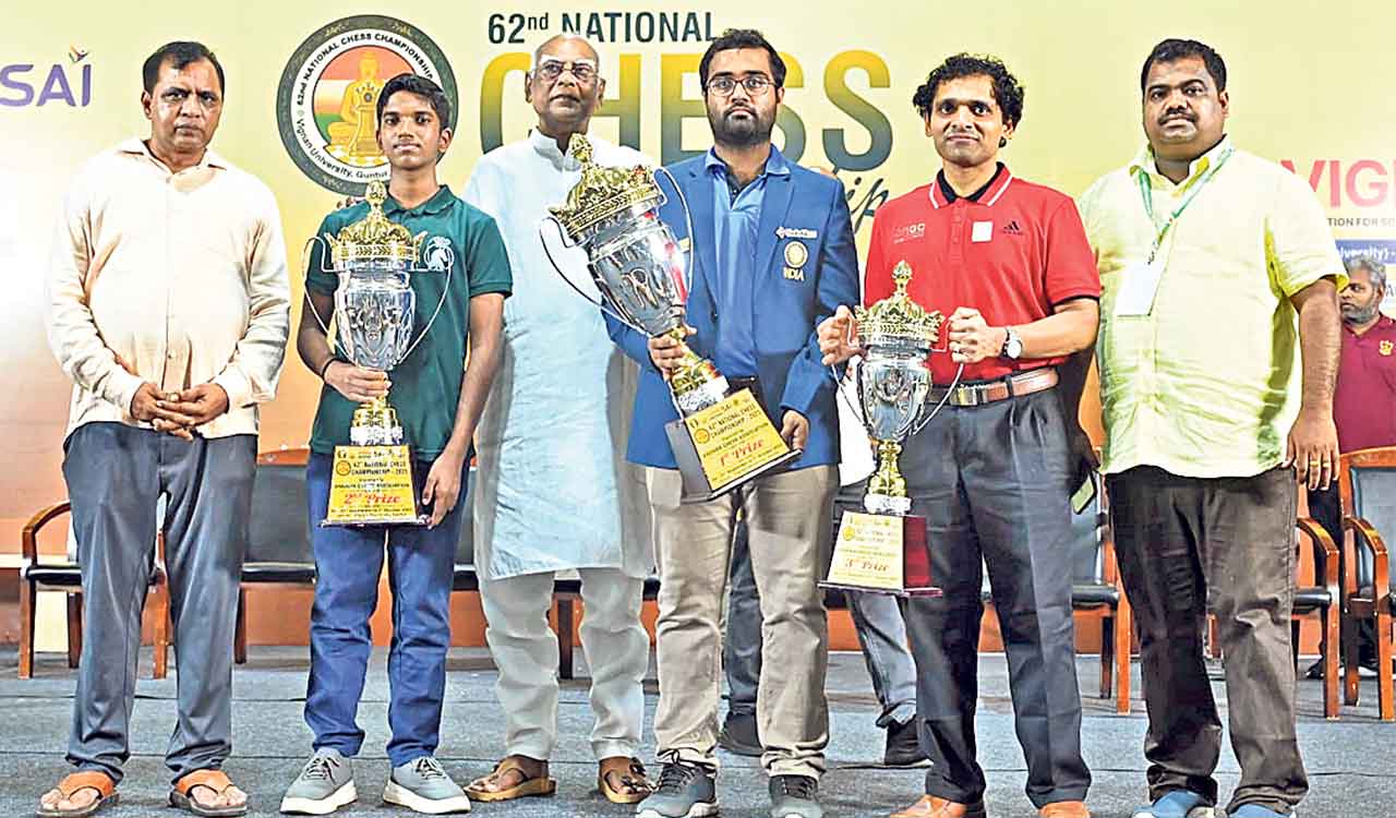 Grand Master Iniyan clinches Senior National chess championship