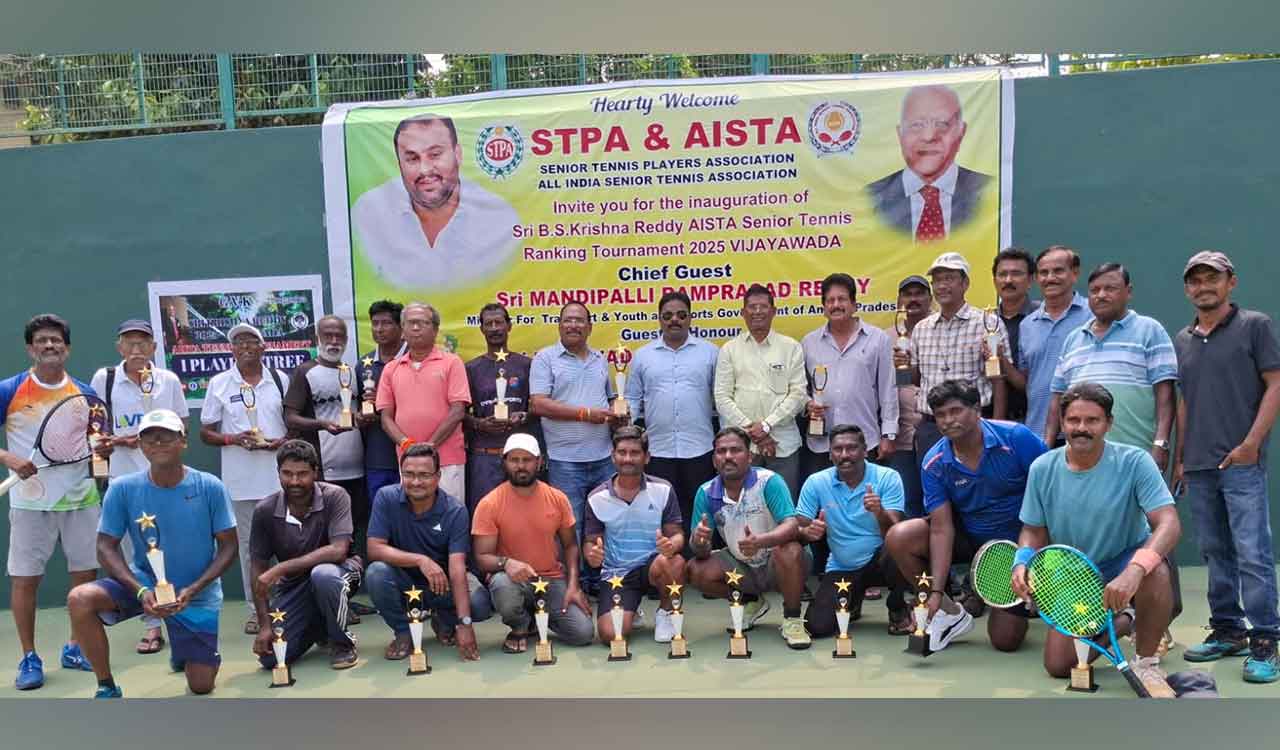 Telangana’s Amit Reddy wins AISTA tennis trophy