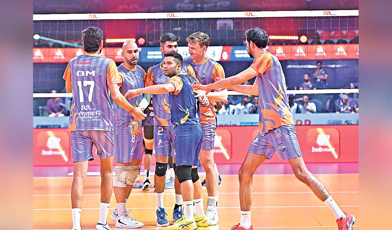 Mumbai in top spot after beating Bengaluru in Prime Volleyball League