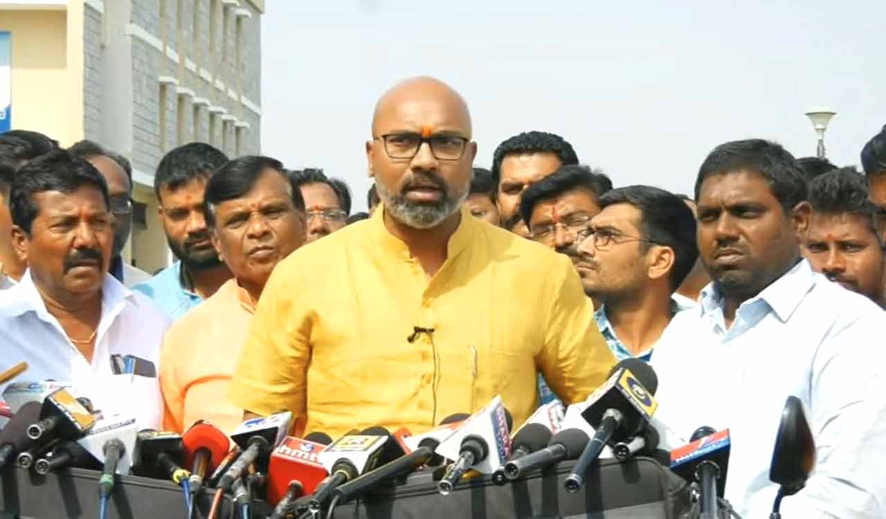 BJP MP Arvind makes controversial remarks against late Maganti Gopinath