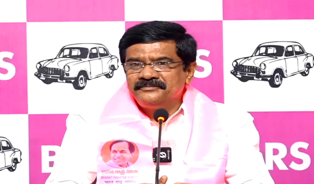 BRS alleges Rs 8,000 crore scam in HAM road tenders