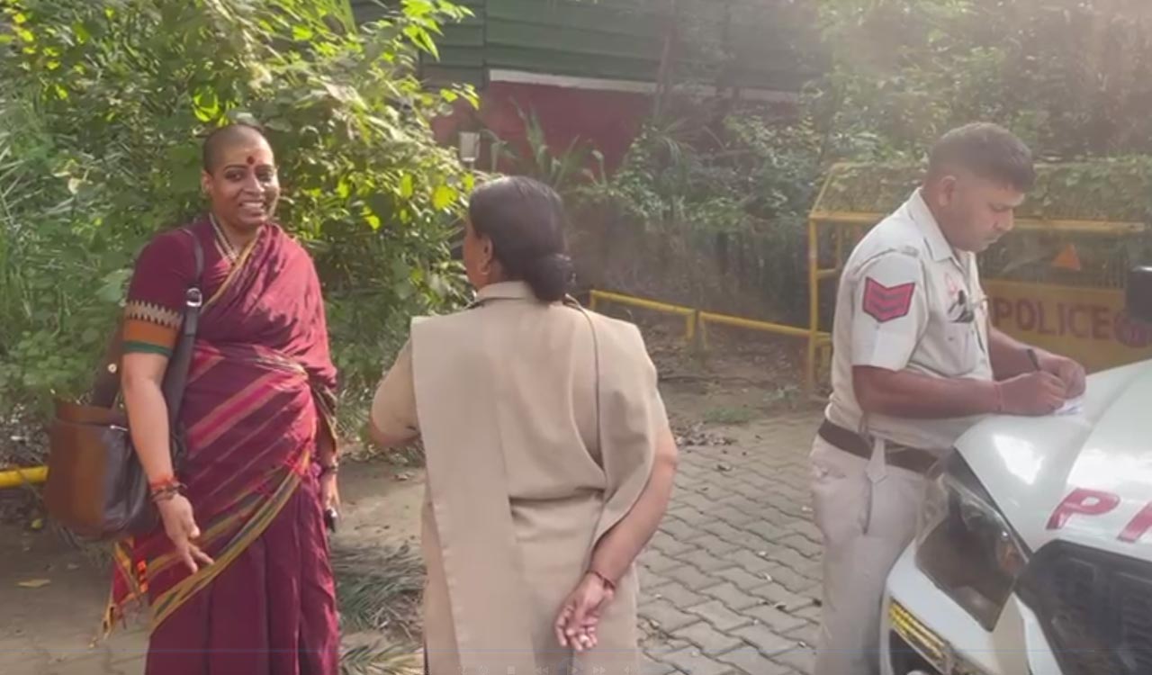 Watch: I&PR officer alleges police threat outside CM Revanth Reddy’s Delhi house