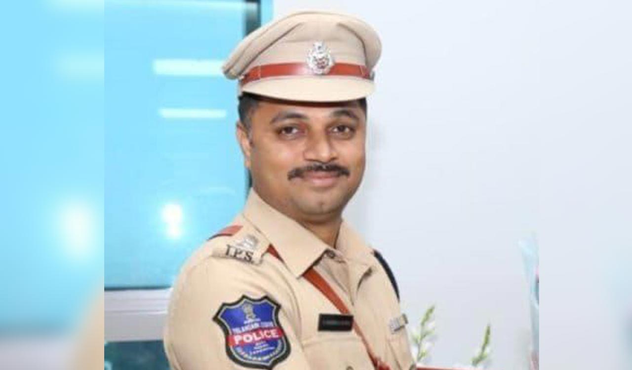 Mobile thief shot while attacking DCP in Hyderabad