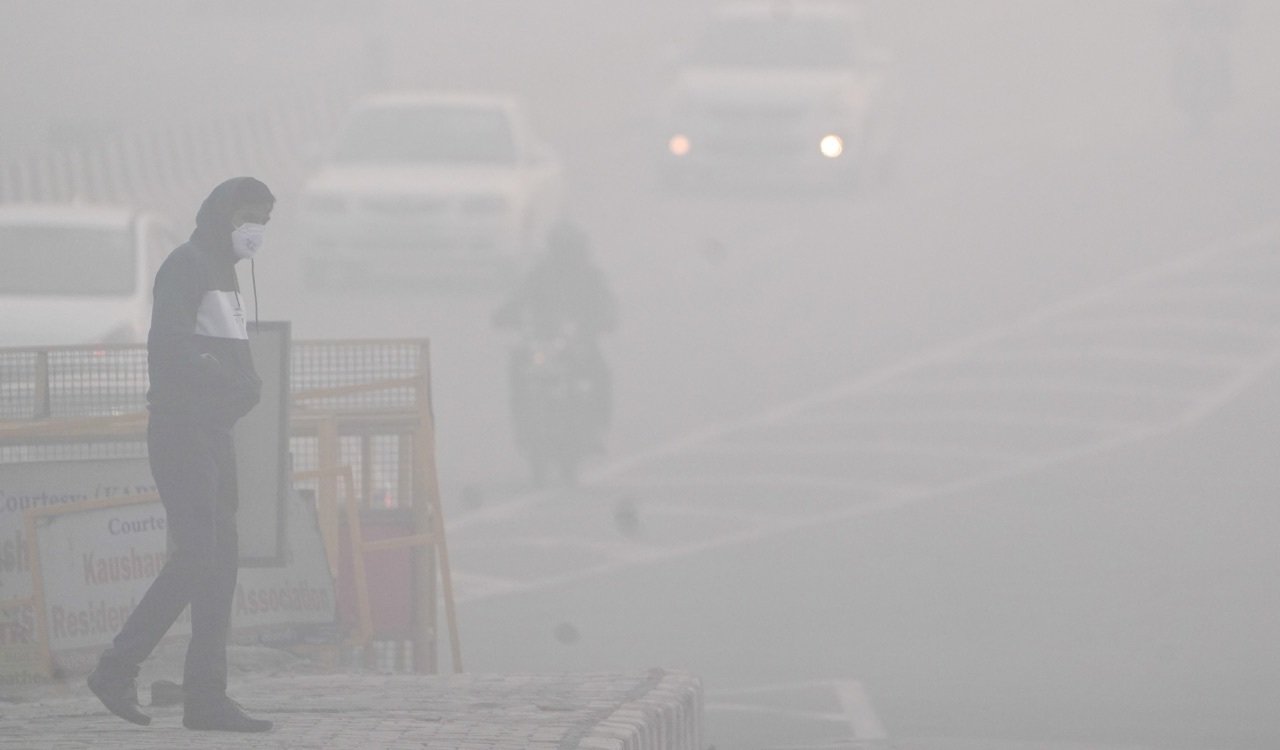 Delhi-NCR chokes on toxic air; AQI hits ‘very poor’ after Diwali fireworks