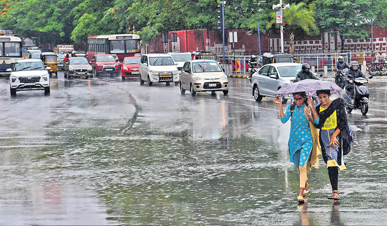 Early morning showers disrupt traffic and daily life in Hyderabad suburbs