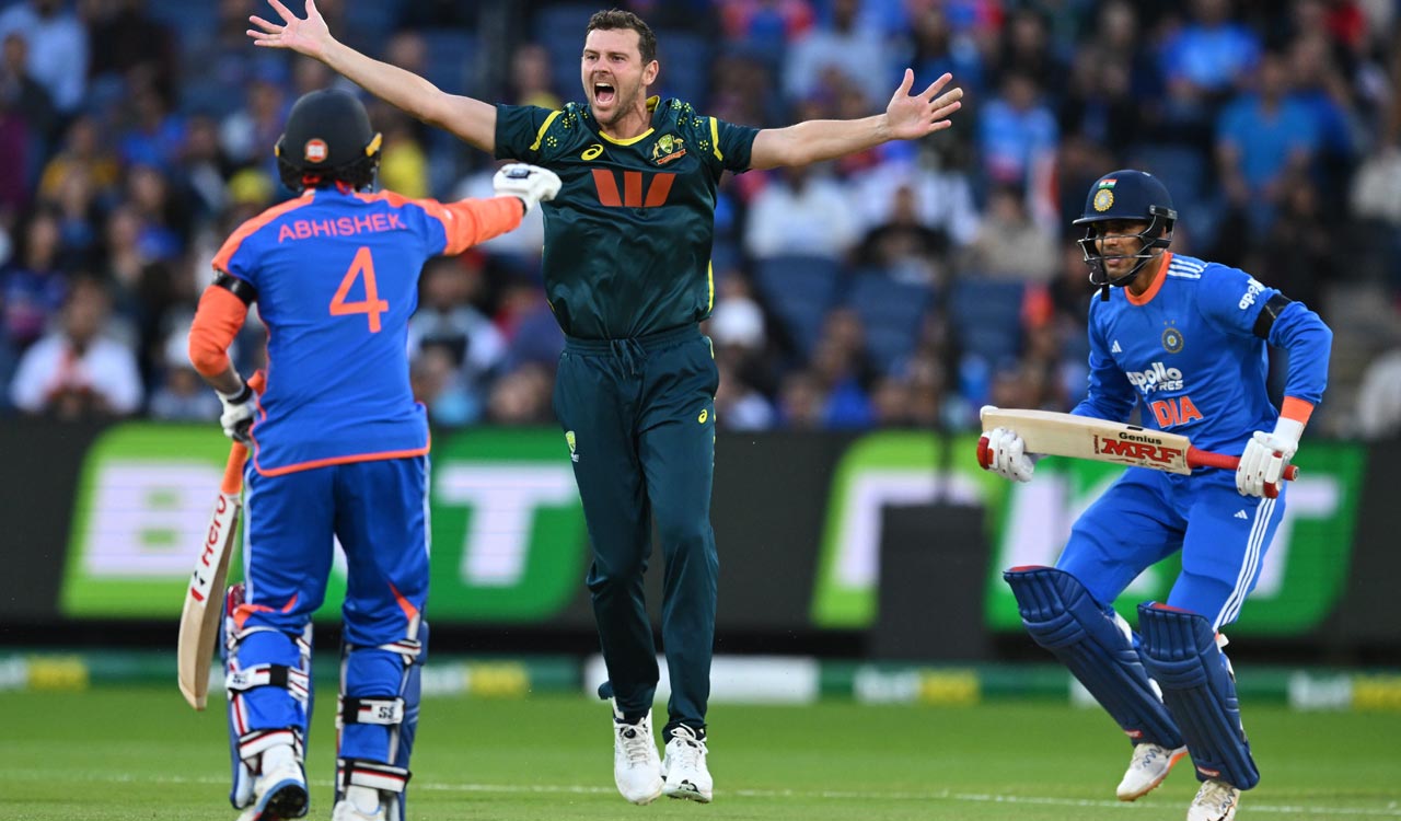 Josh Hazlewood’s three-wicket haul sets up Australia’s win over India in second T20