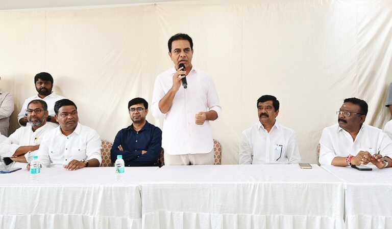 BRS working president criticizes Congress governance during Tolichowki rally