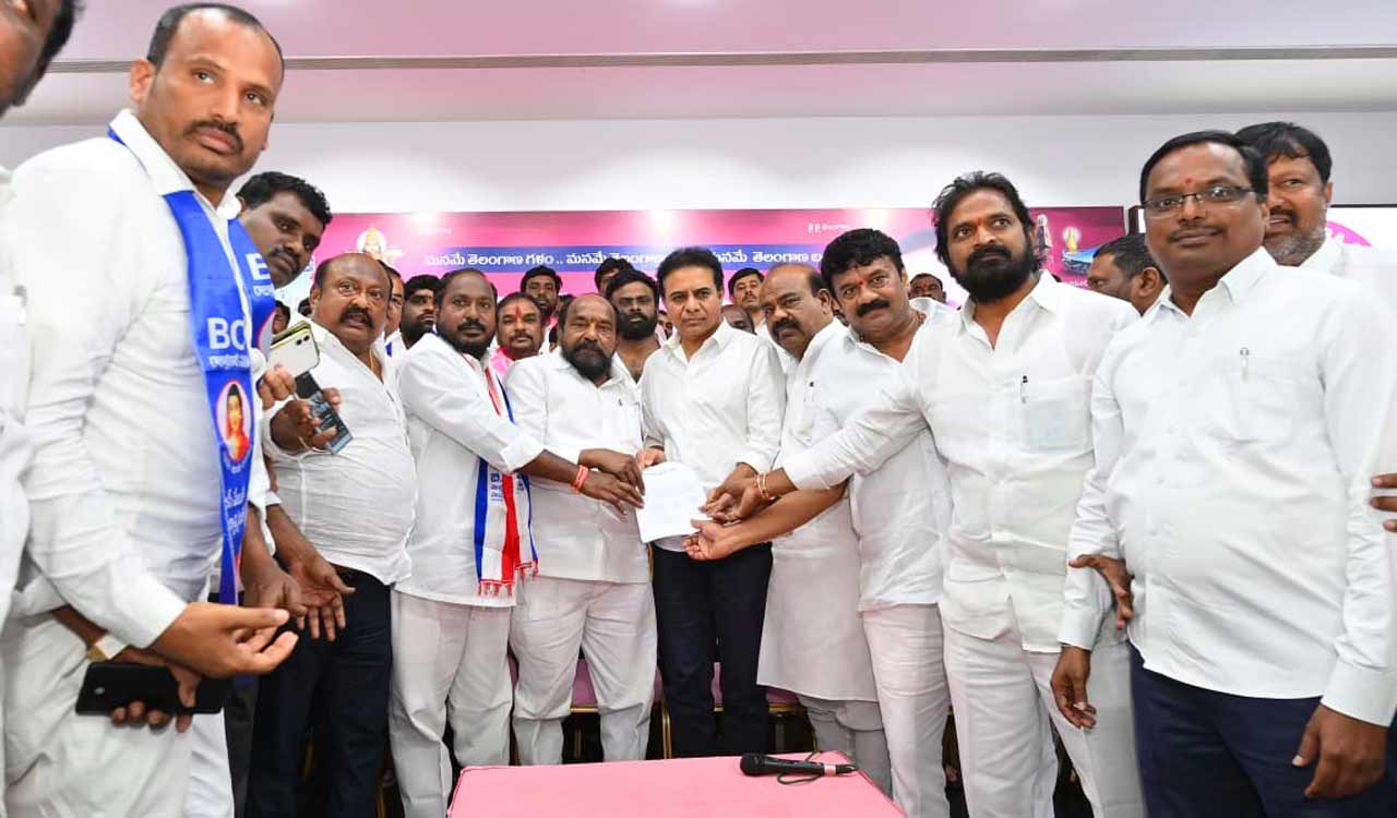 KTR calls for united movement for BC reservations; BRS to support BC Bandh