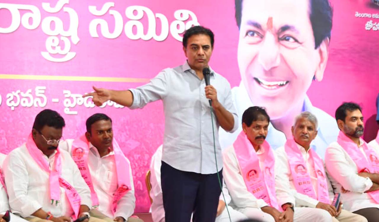 KTR urges Jubilee Hills electorate to pick ‘car’ over ‘bulldozer’