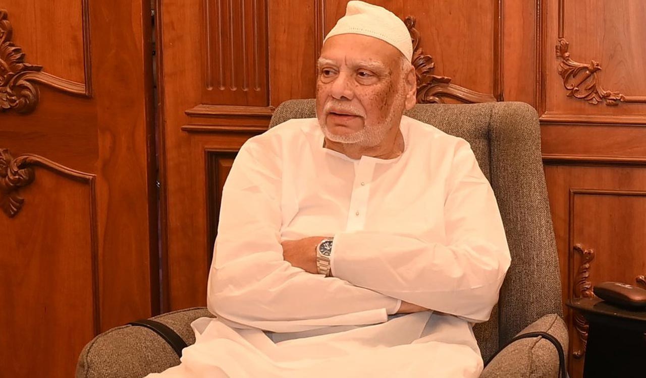 Hyderabad: Mahbub Alam Khan seeks action against encroachers at Erragadda graveyard