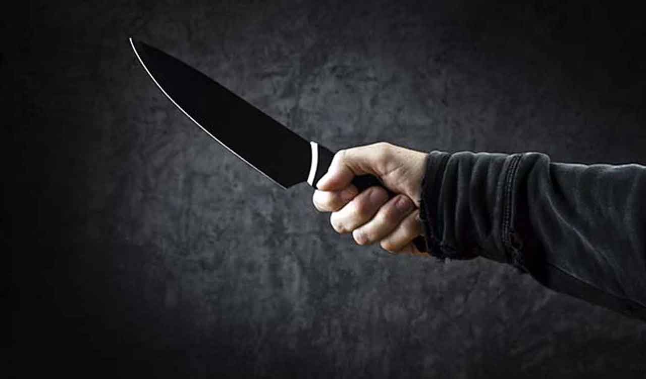 Electrician attacked with knife over power outage delay in Pahadishareef