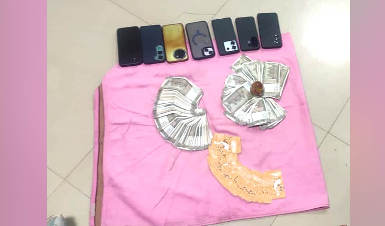 Kukatpally police arrests seven in hostel gambling raid, seize Rs. 97,370
