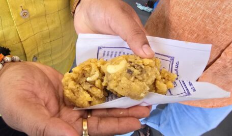 Laddu1