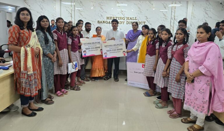 Mahitha distributes Rs 10,000 scholarships to 75 girl students in Sadasivapet