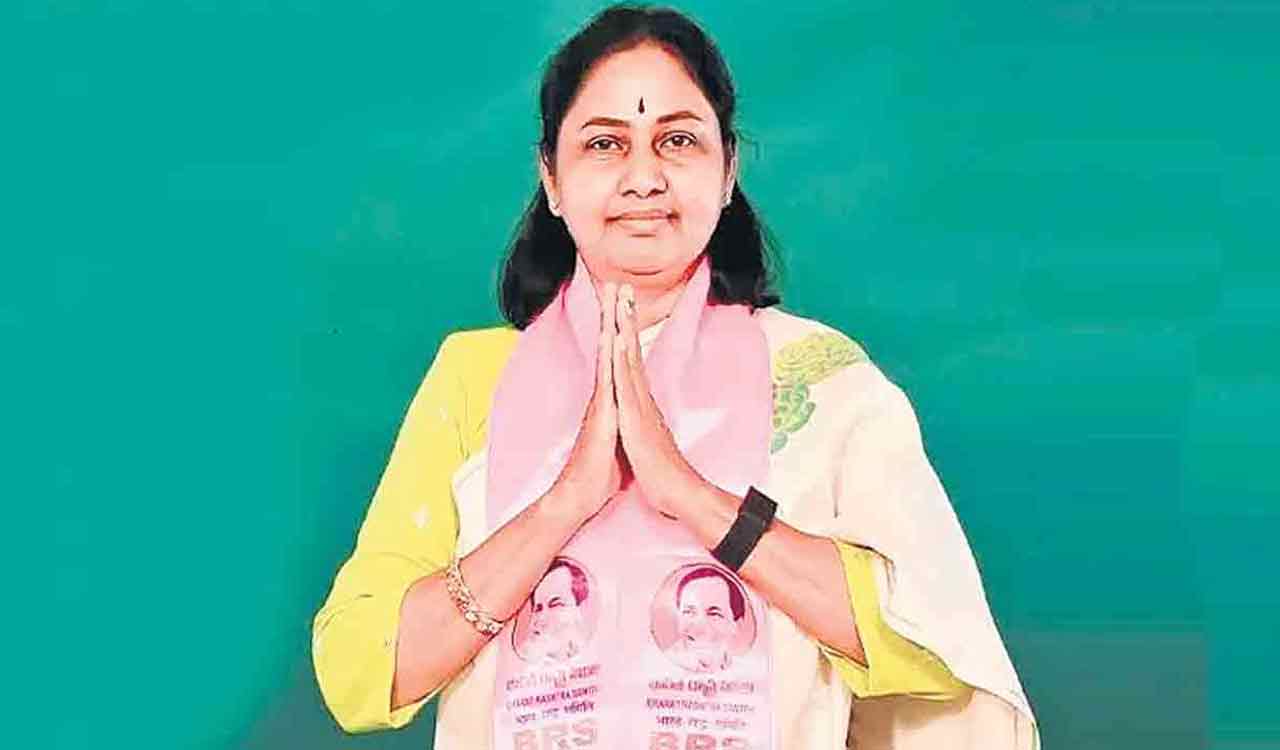 BRS nominee Maganti Sunitha takes early lead in by-election campaign