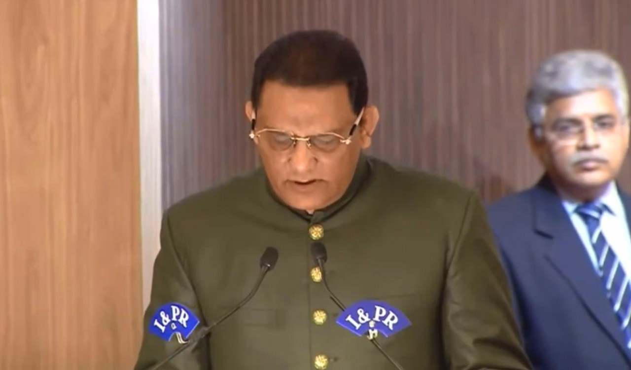 Mohd Azharuddin sworn in as Minister in Telangana Cabinet
