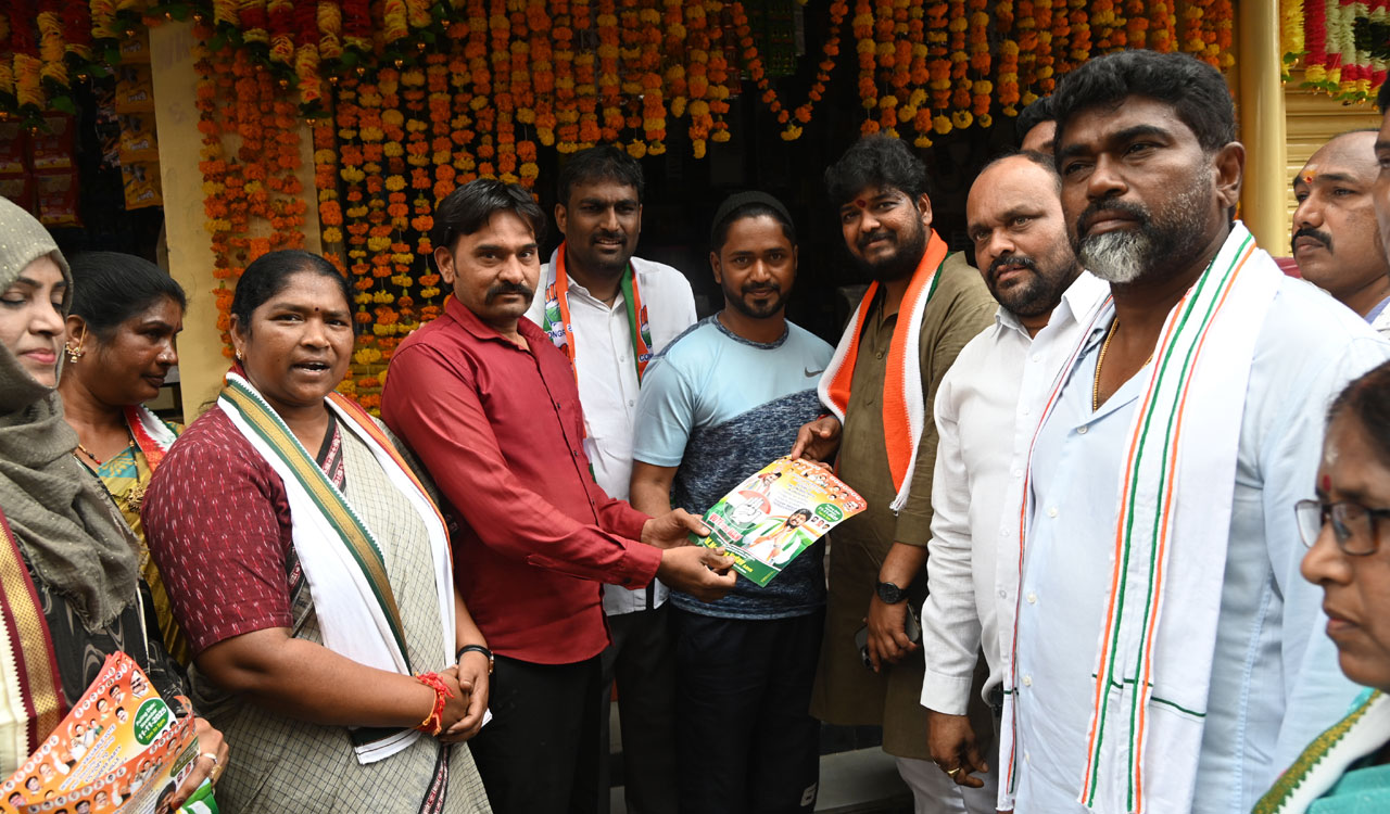 Congress candidate Naveen Yadav steps up door-to-door campaign in Jubilee Hills