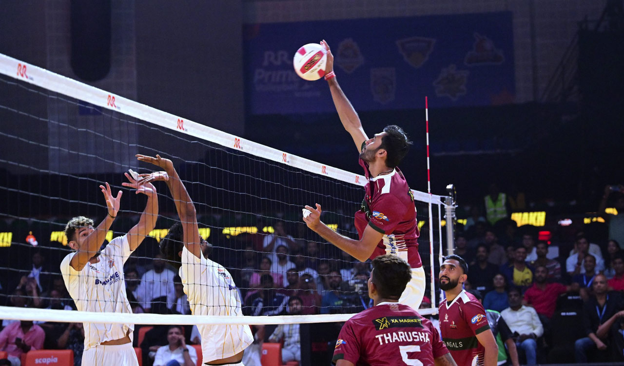 Ahmedabad Defenders shock defending champions Calicut Heroes in thrilling RR Kabel Prime Volleyball League contest