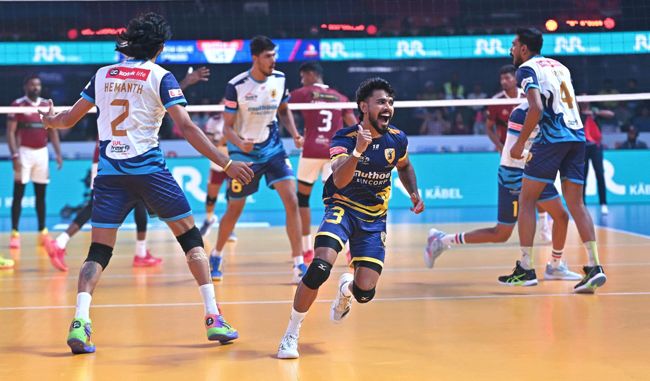 Kochi Blue Spikers edge past Calicut Heroes in Prime Volleyball League clash