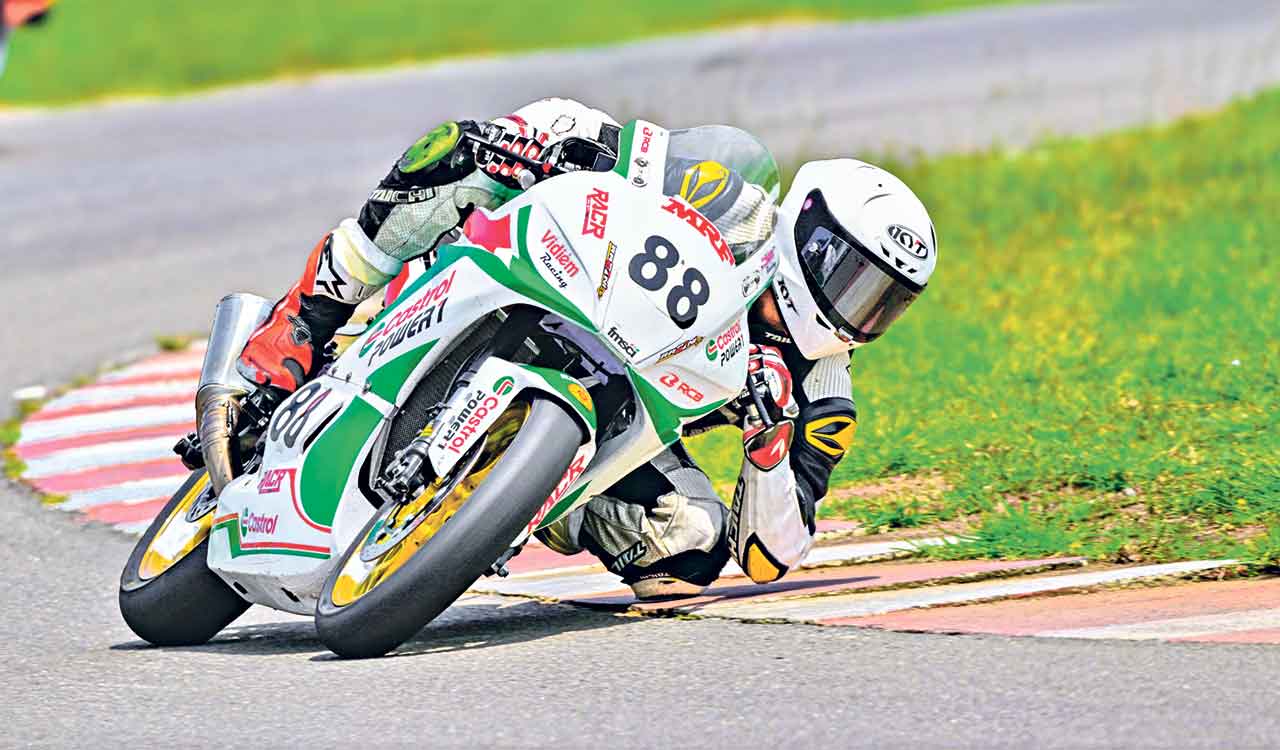 Victory for Hyderabad Racers at National Motorcycle Racing Championship; Rajender takes pole position
