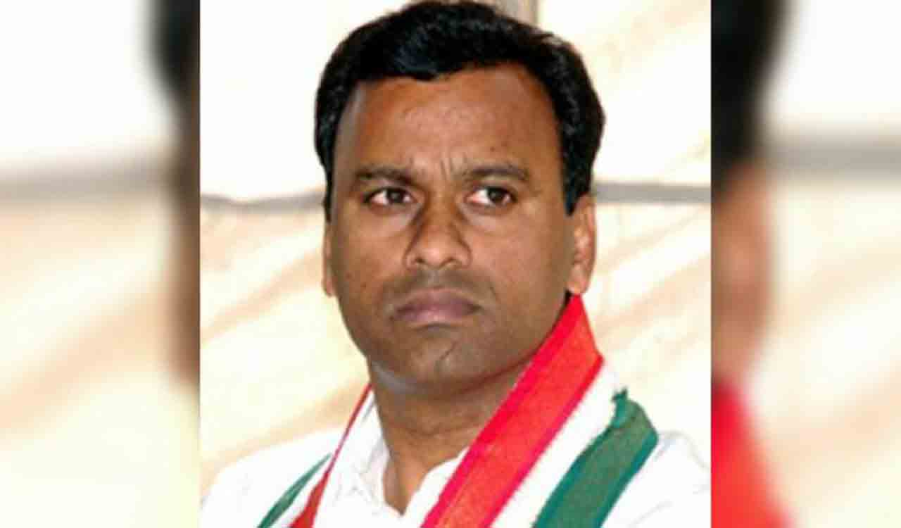Rajgopal Reddy denies quitting Congress, blames party leaders for spreading rumours