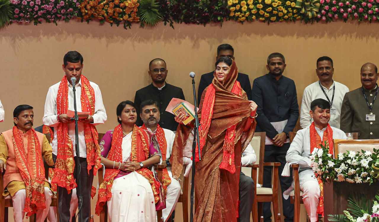 Major rejig: 19 new faces in Gujarat Cabinet, Harsh Sanghavi is Deputy CM