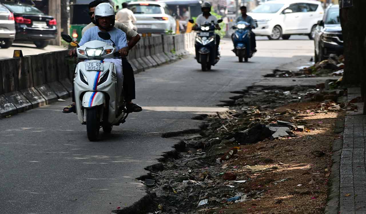 Hyderabad’s pothole crisis: Commuters question GHMC’s pre-monsoon planning
