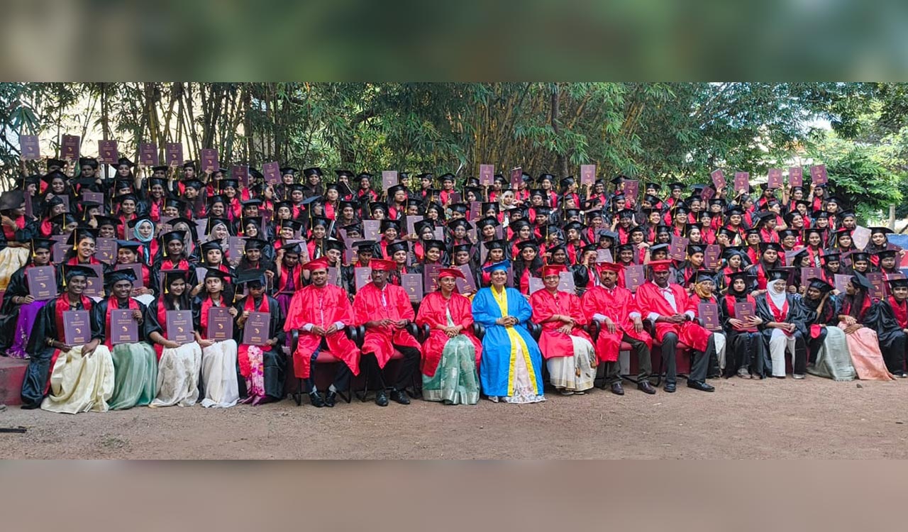 SRITW celebrates graduation day of 2021-25 batch in grand style
