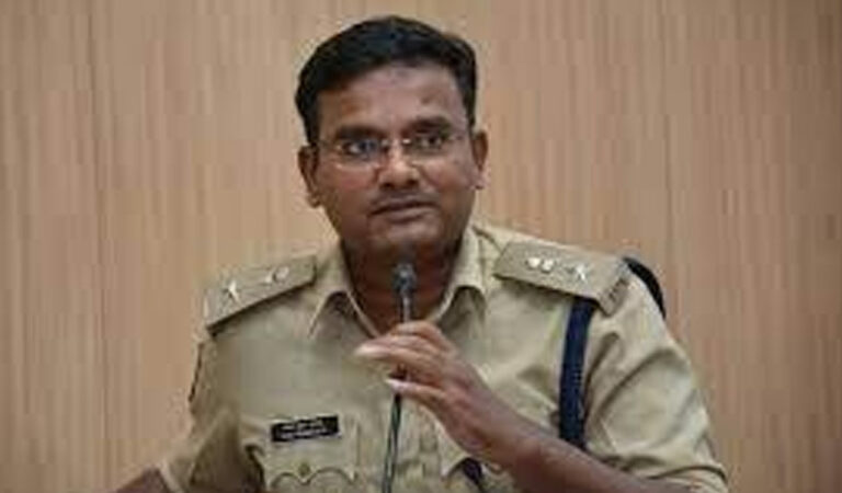 SM Vijay Kumar assumes charge as Siddipet Commissioner