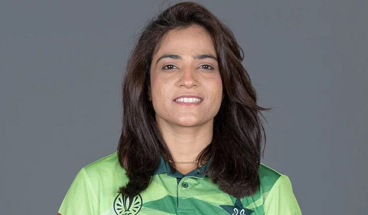 Pakistan’s Sidra Amin reprimanded for breaching ICC Code of Conduct vs India