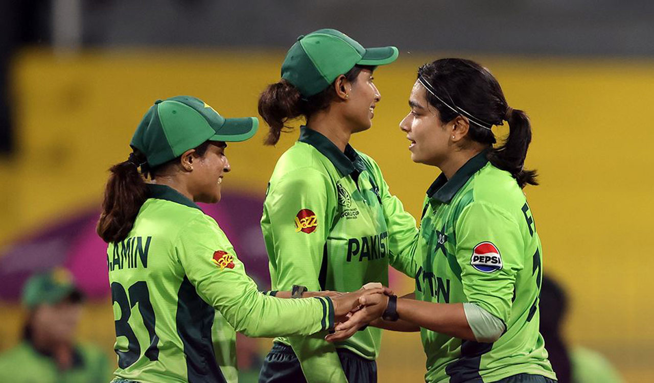 Rain spoils Pakistan’s historic win chance vs England in Women’s World Cup
