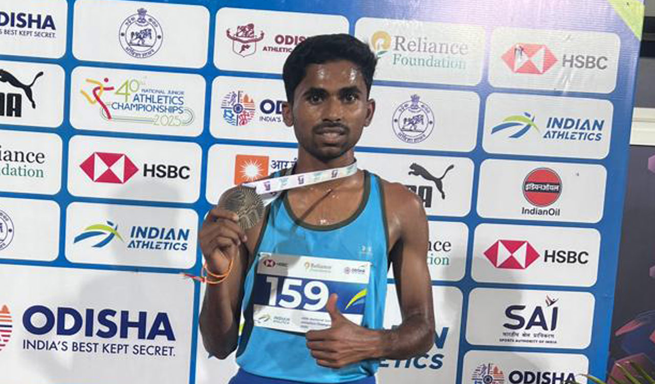 Venkatram Reddy wins golden double at Junior National Athletics Championship