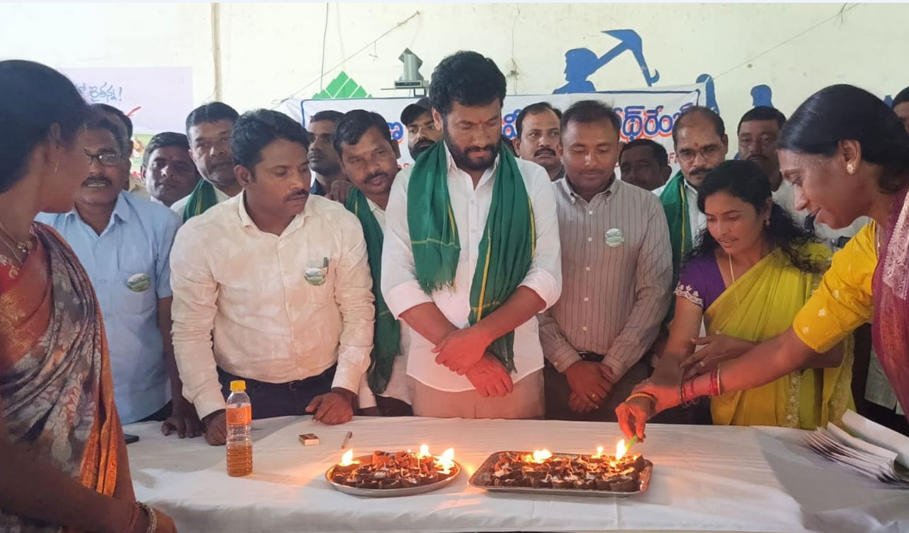 Eco-friendly Diwali: Boath MLA distributes cow dung diyas