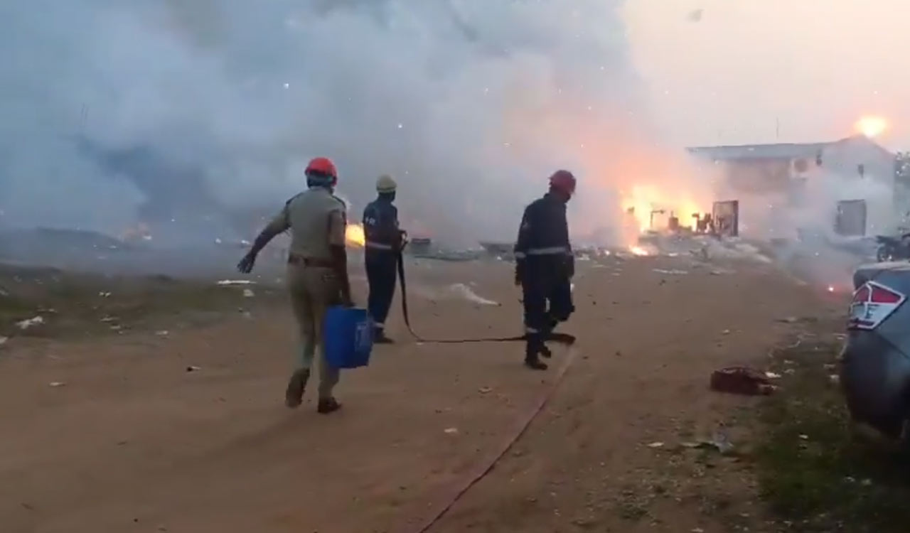Massive fire destroys firecracker godown in Andole-Jogipet