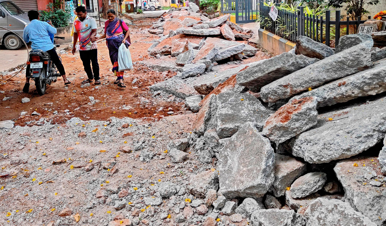 Jubilee Hills by-poll sop: GHMC wastes public money by digging good roads in Siddarth Nagar