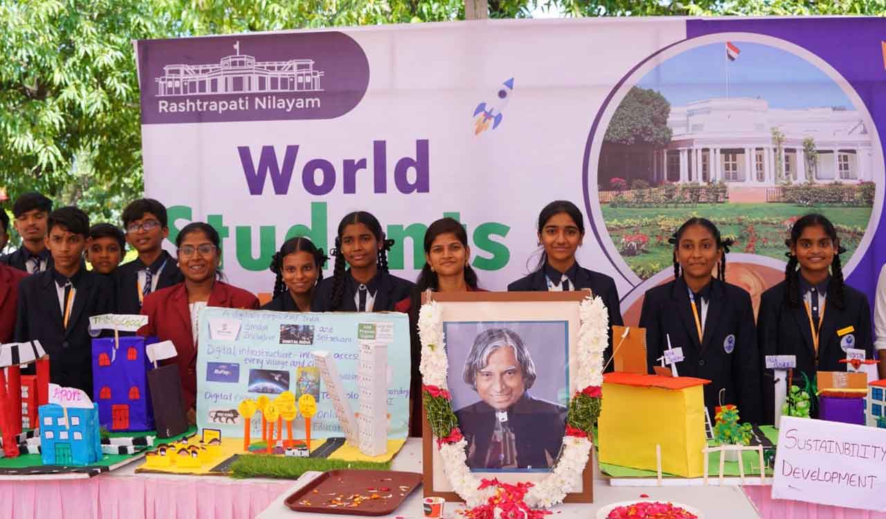 Hyderabad: Rashtrapati Nilayam celebrates World Students’ Day with ‘Viksit Bharat @ 2047’ showcase