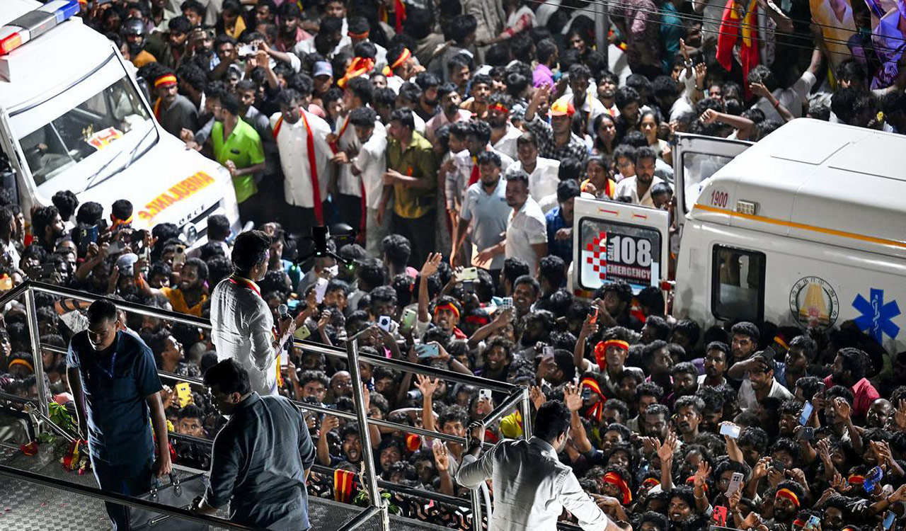 Police book Vijay’s campaign vehicle driver over Karur rally accidents