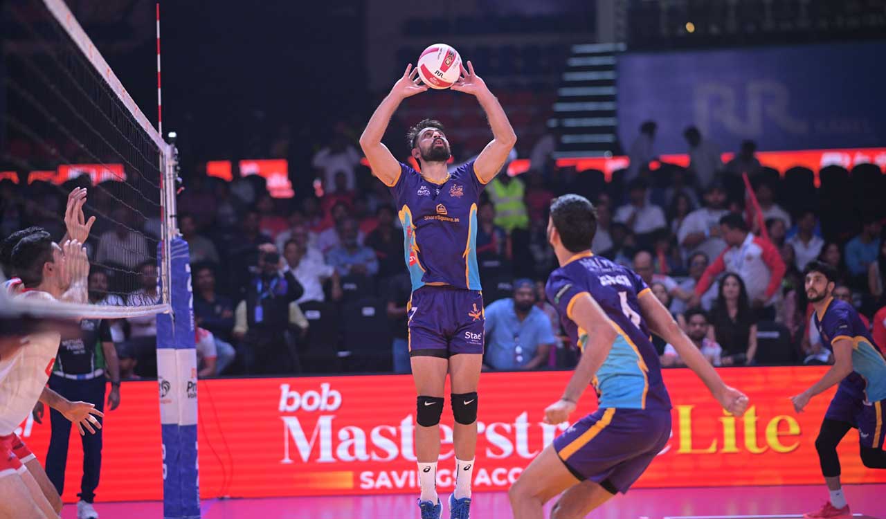 Delhi Toofans stun Kolkata Thunderbolts; Goa Guardians seal semifinal spot
